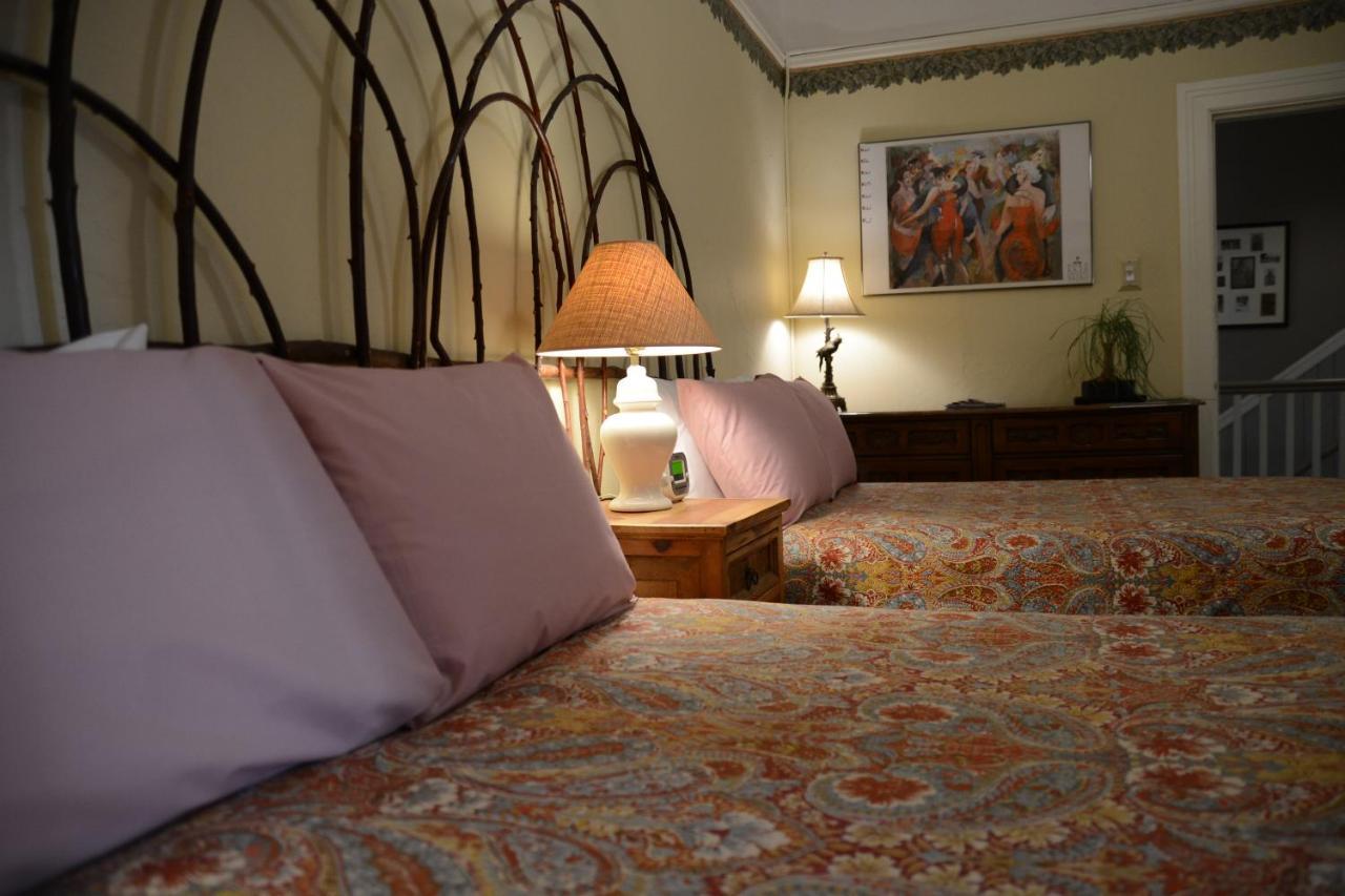 Chambre Double avec Salle de Bains Commune