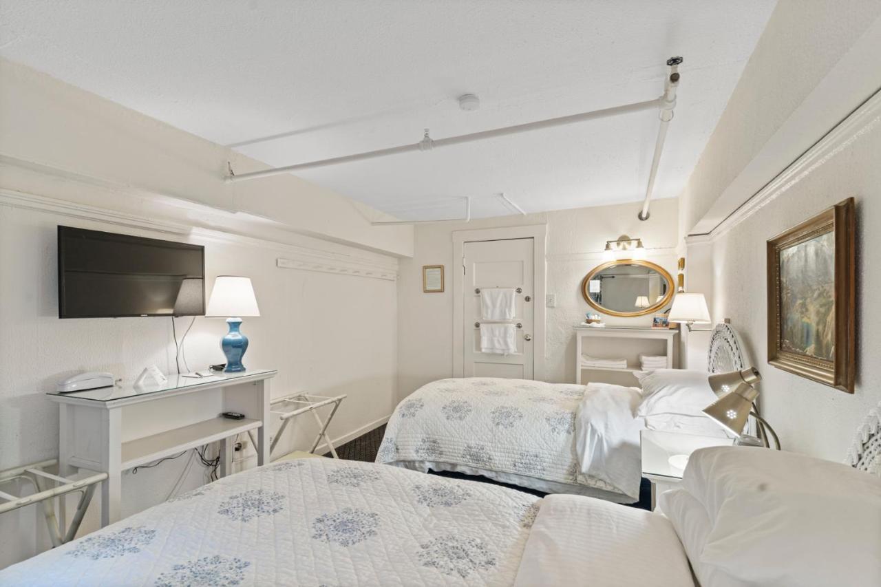 Chambre Quadruple avec Salle de Bains Commune