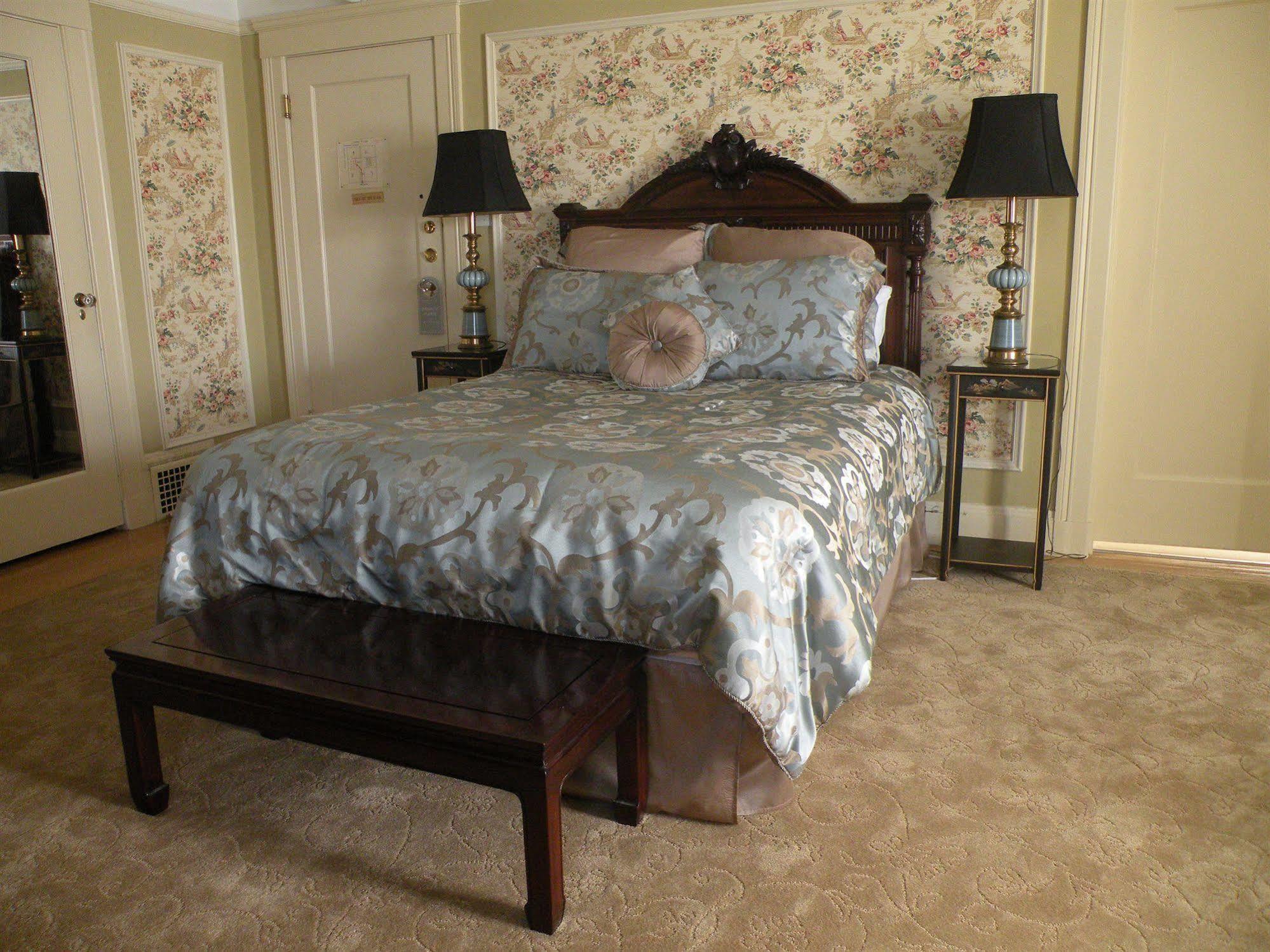 Chambre Lit Queen-Size