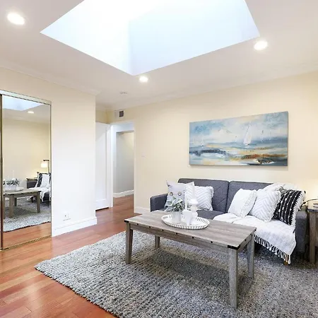 Luxury Home In Sf Close To Bart Station!-3