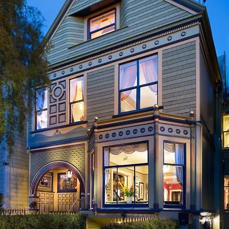 Noe'S Nest Bed And Breakfast-3